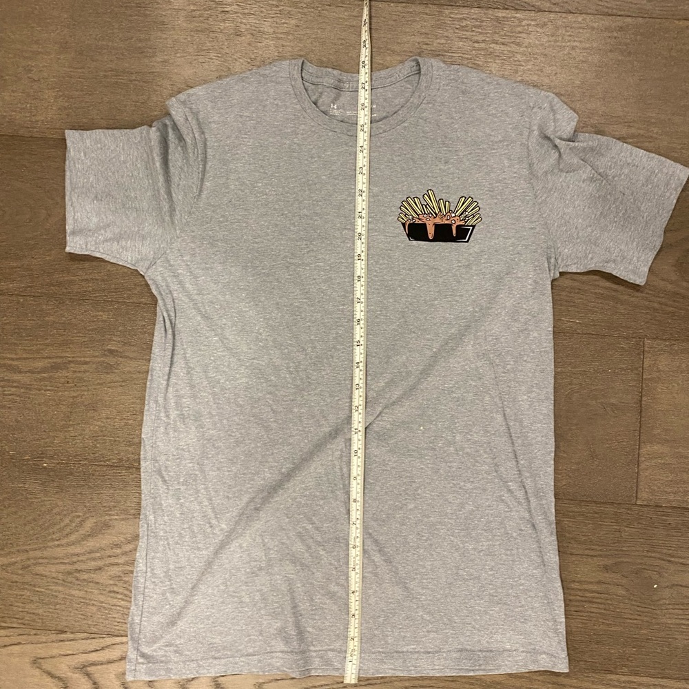 Rare Under armour Toronto poutine/food truck tshirt